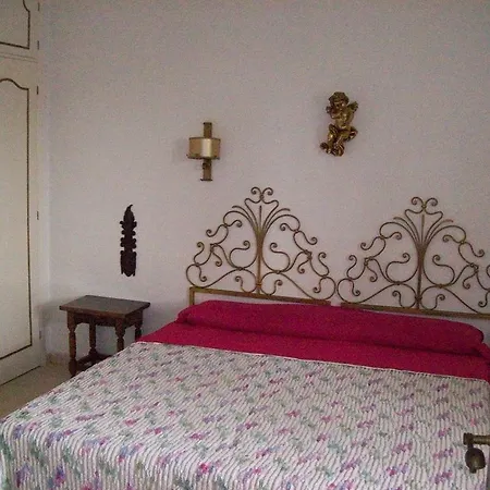 By Jonni Res. Chaparral *