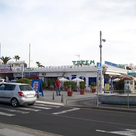 By Jonni Res. Chaparral * Коста-дель-Силенцио