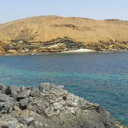 By Jonni Res. Chaparral Дом отдыха *