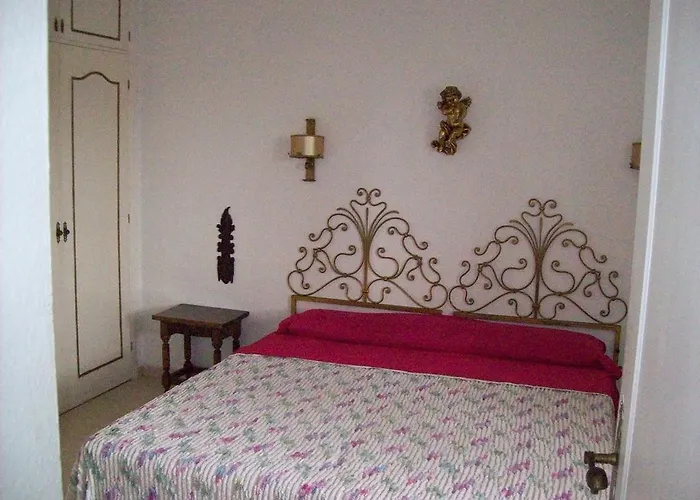 By Jonni Res. Chaparral *