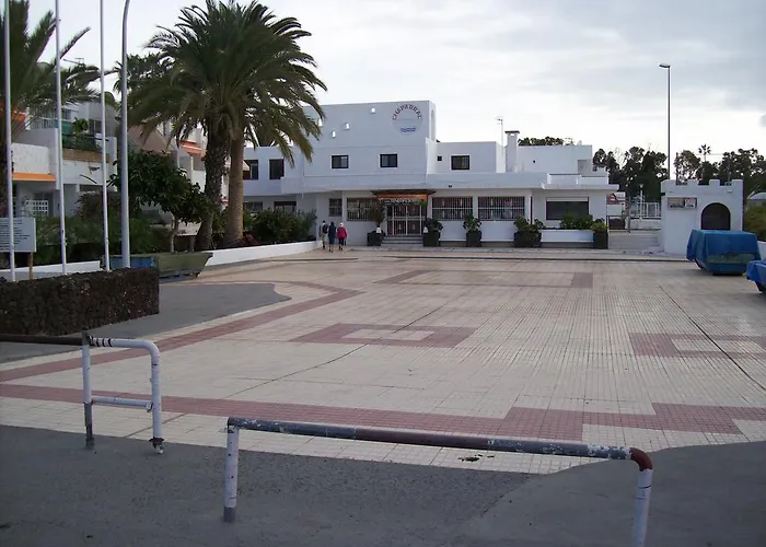 By Jonni Res. Chaparral *