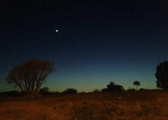 度假居 By Jonni Res. Chaparral